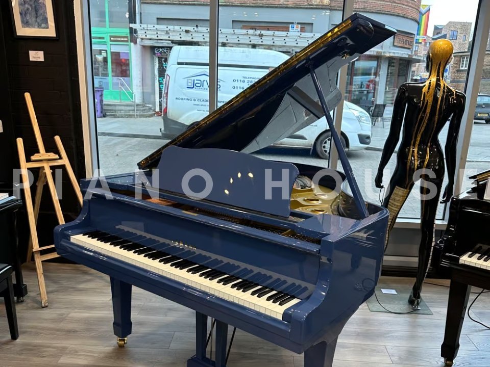 YAMAHA G2 Blue Custom - Đánh giá chi tiết tại Piano House